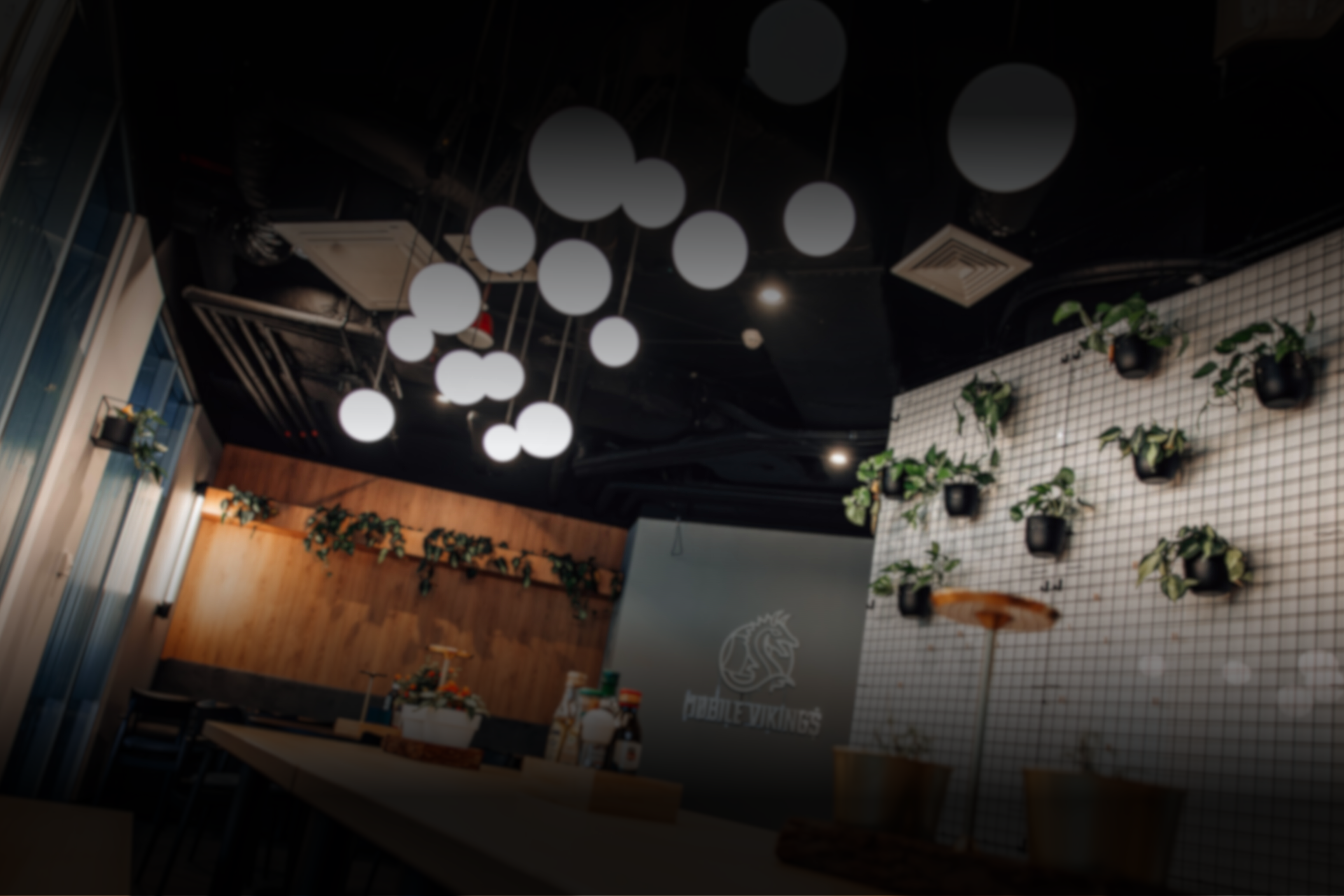 Jak oświetlenie wpływa na&nbsp;nastrój i&nbsp;efektywność w&nbsp;biurze? Inteligentne systemy świetlne przyszłości